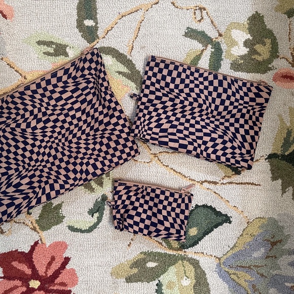 BAGGU Go Pouch Set in Indigo Trippy Checker - Picture 7 of 7